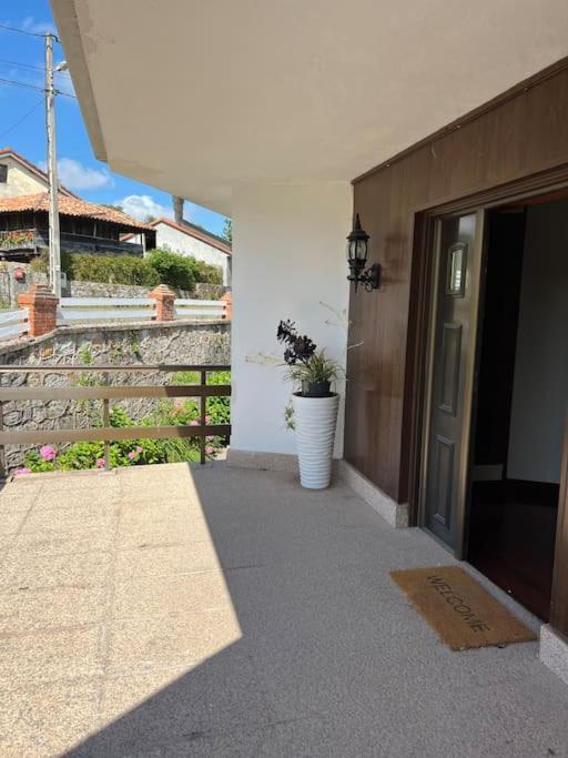 Villa La Casona De La Carbayeda Oviédo Exterior foto